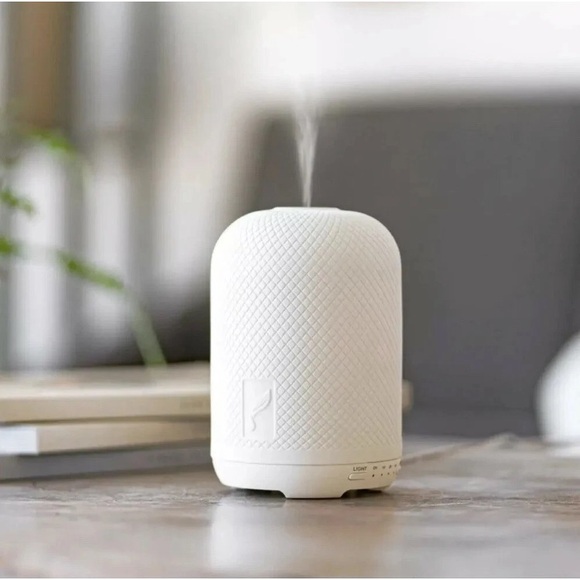 NIB Young Living Haven Ceramic Ultrasonic Oil Diffuser - Picture 8 of 9